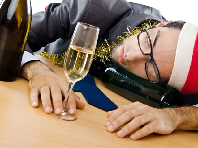 alkohol, silvester, oslava, opilec, pitie