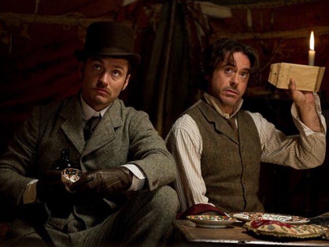 Robert Downey jr. a Jude Law v hlavných úlohách druhej časti filmu Sherlock Holmes s podtitulom Hra tieňov.