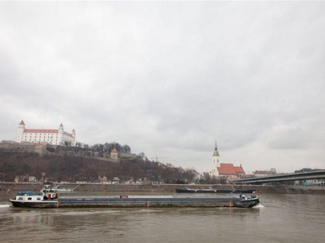 Bratislava, hrad, Dunaj