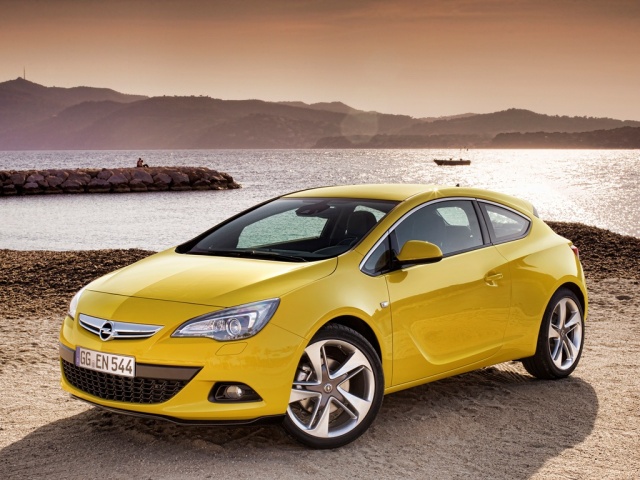 Opel Astra GTC