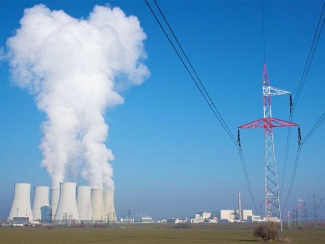Jaslovské Bohunice, atómová elektráreň