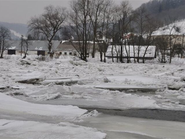 Orava, ľad