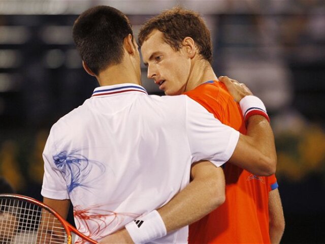 Djokovič Murray gratulácia