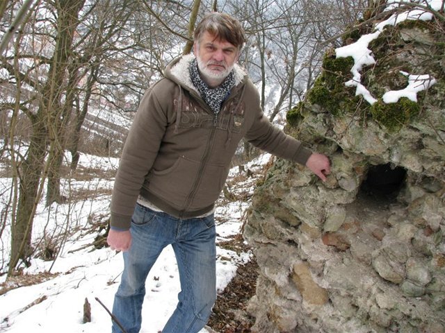 Hrad, ruiny