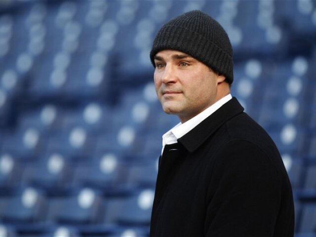 Eric Lindros