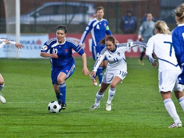 Lucia Ondrušová 