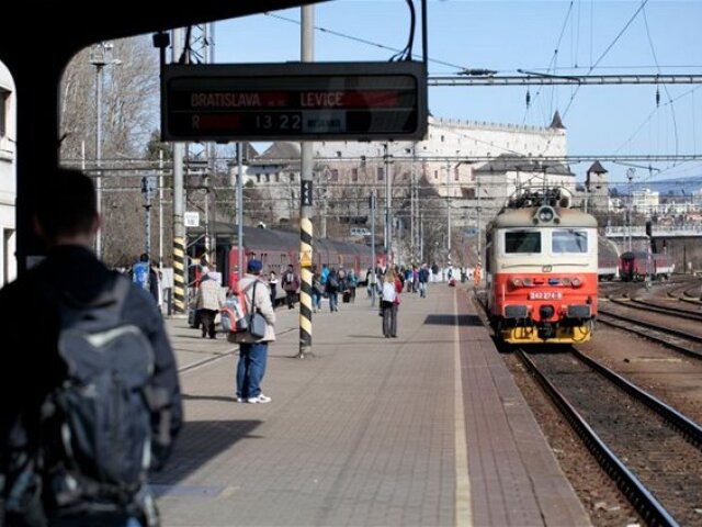 železnice, vlak