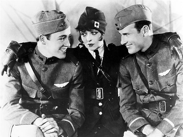 Snímka Wings je historicky prvou, ktorá si odniesla Oscara v kategórii najlepší film.
