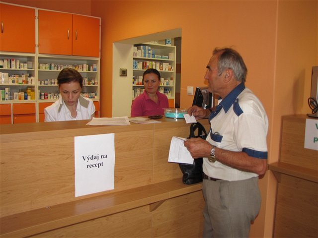 lekáreň, lieky, pacient