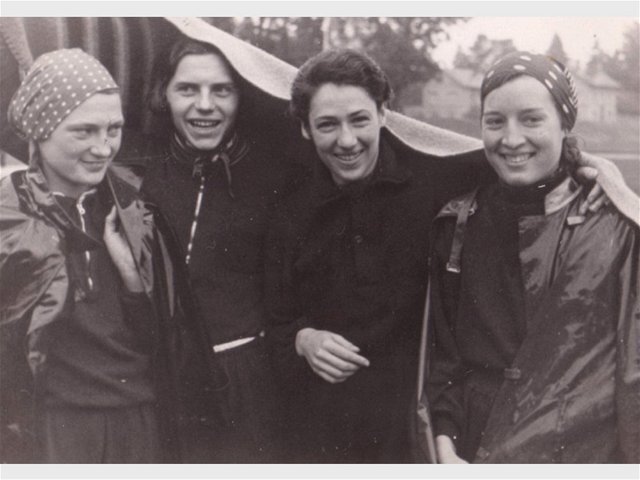 nemecké skokanky, Gunda Friedrichová, Dora Ratjenová, Margaret Bergmannová, Elfriede Kaunová