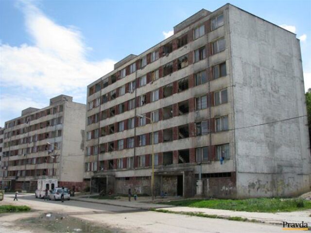 Lunik IX, rómovia