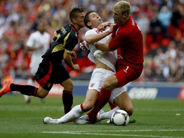 Cahill, Hart