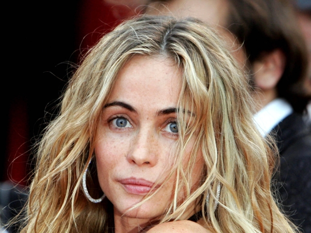 40 emmanuelle-beart 15c8b3d5 Emanuelle Beárt