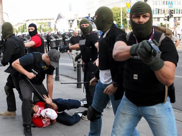 Varšava, polícia
