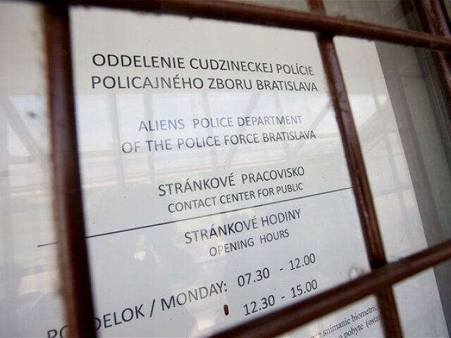 cudzinecká polícia