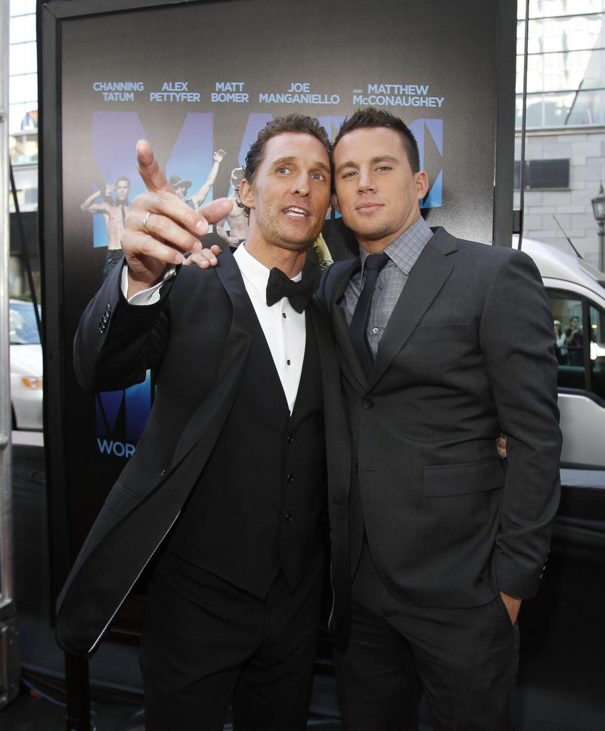 Matthew McConaughey (vľavo) a Channing Tatum