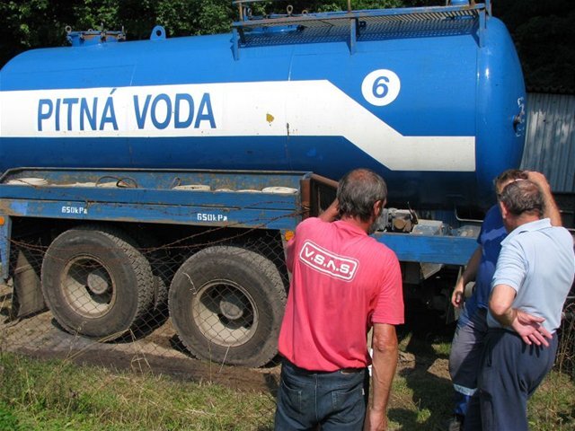 Prihradziany, pitná voda, cisterna