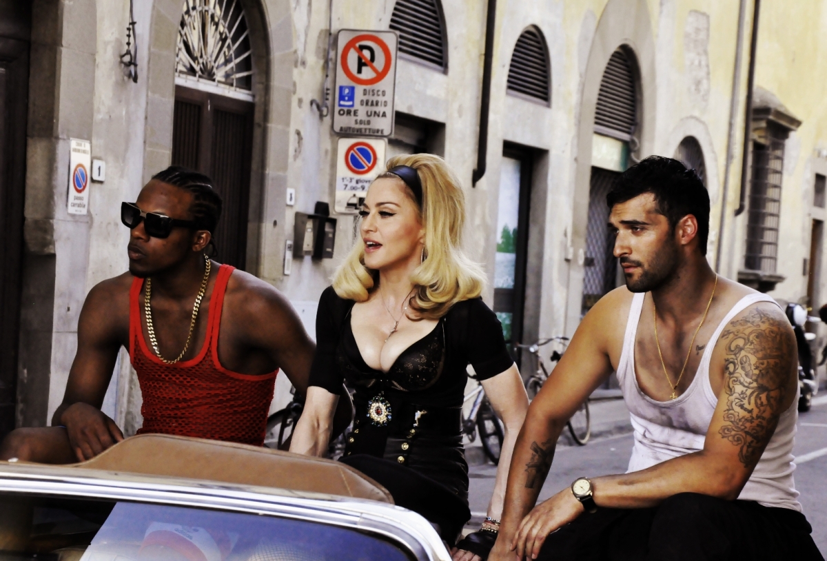 Music Madonna-0680116b60864ac6b57de6e821cf676c