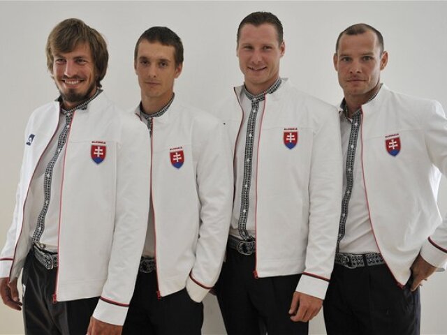 Slovenský štvorkajak. Zľava Gelle, Jankovec, Vlček, Tarr.