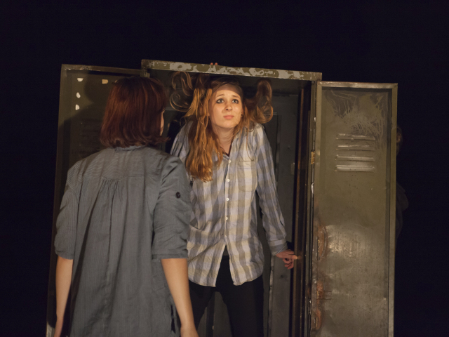 40 scenicka zatva  <pe> <AF>Divadelný súbor Zasesmelendve z Nitry sa na Scénickej žatve predstaví hrou Sarah Kane Psychóza 4:48