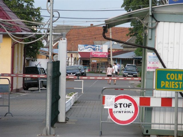 Slemence, hraničný priechod