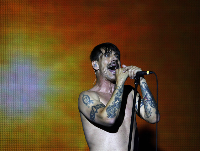 Spevák Red Hot Chili Peppers Anthony Kiedis. Ilustračné foto.