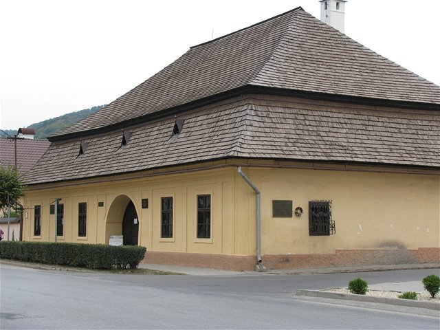 revúca, gymnázium