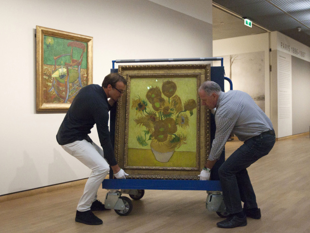 Netherlands Van Goghs Gone slnečnice gogh