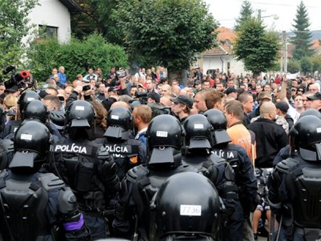 Krásnohorské podhradie, Kotleba, polícia, extrémisti