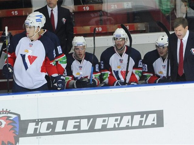 Lev - Slovan 8
