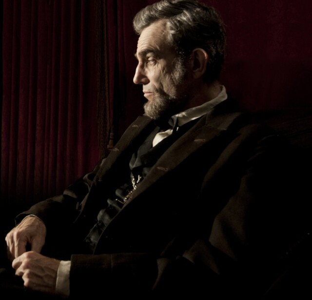 38 lincoln 4x Daniel Day-Lewis v titulnej úlohe filmu Lincoln