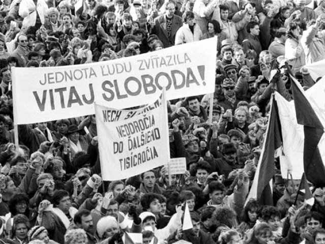 Nežná revolúcia