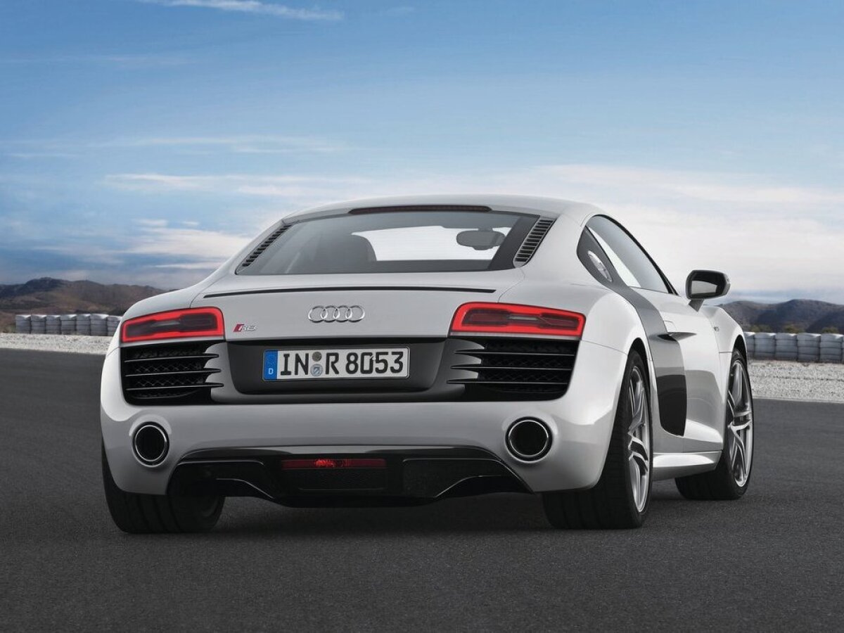 Audi R8