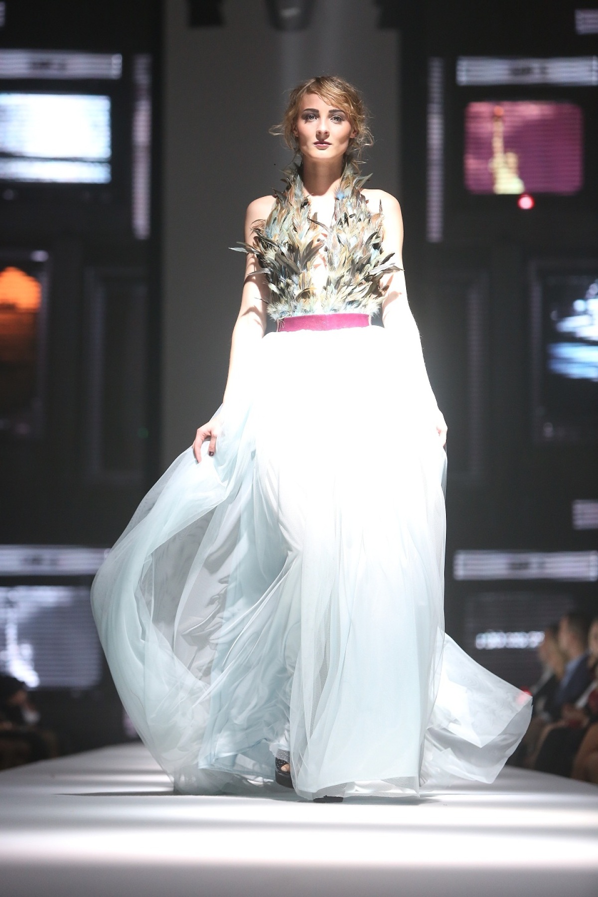 Orange Fashion Show 2012 - Hana Převrátilová
