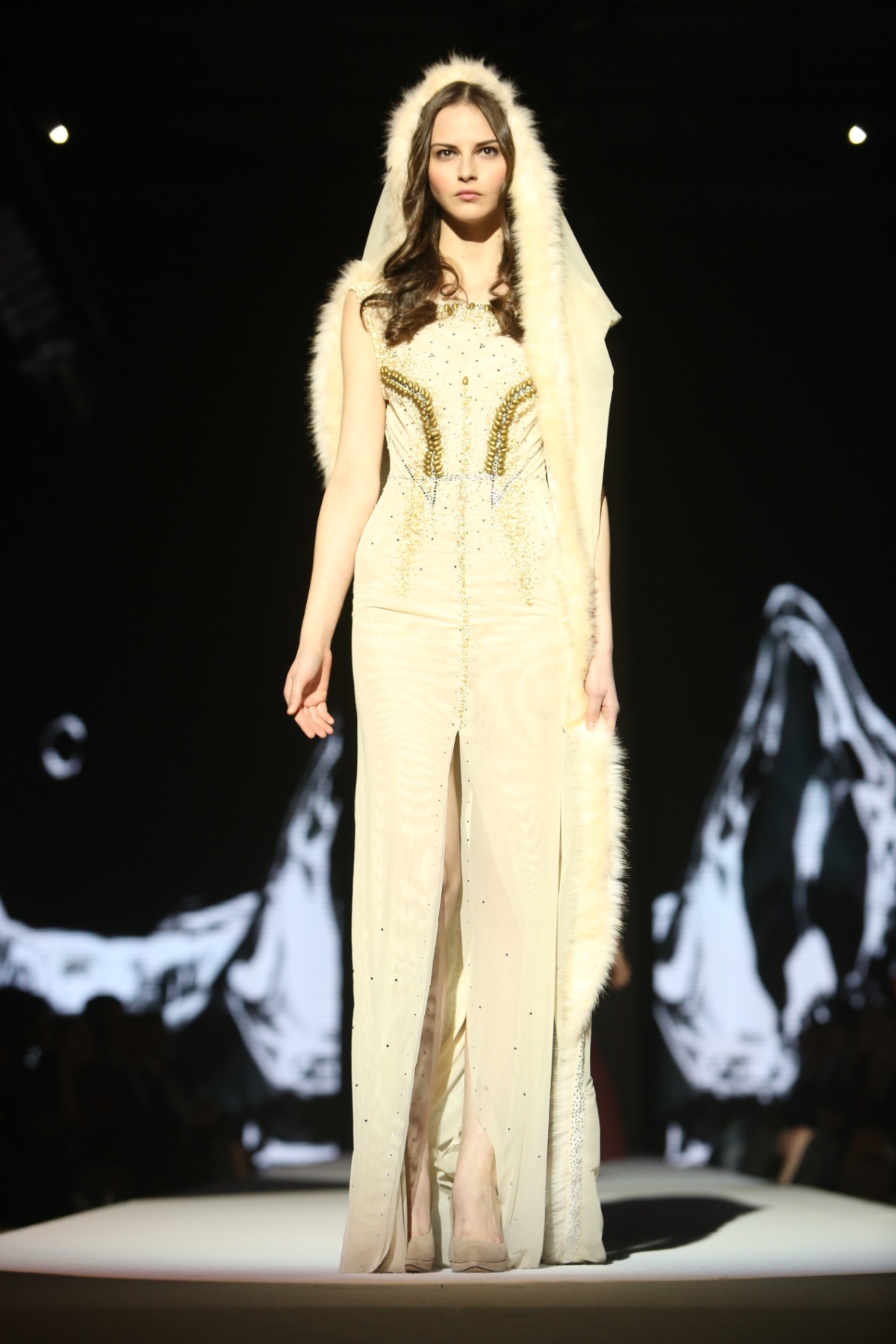 Orange Fashion Show 2012 - Jana Gavalcová