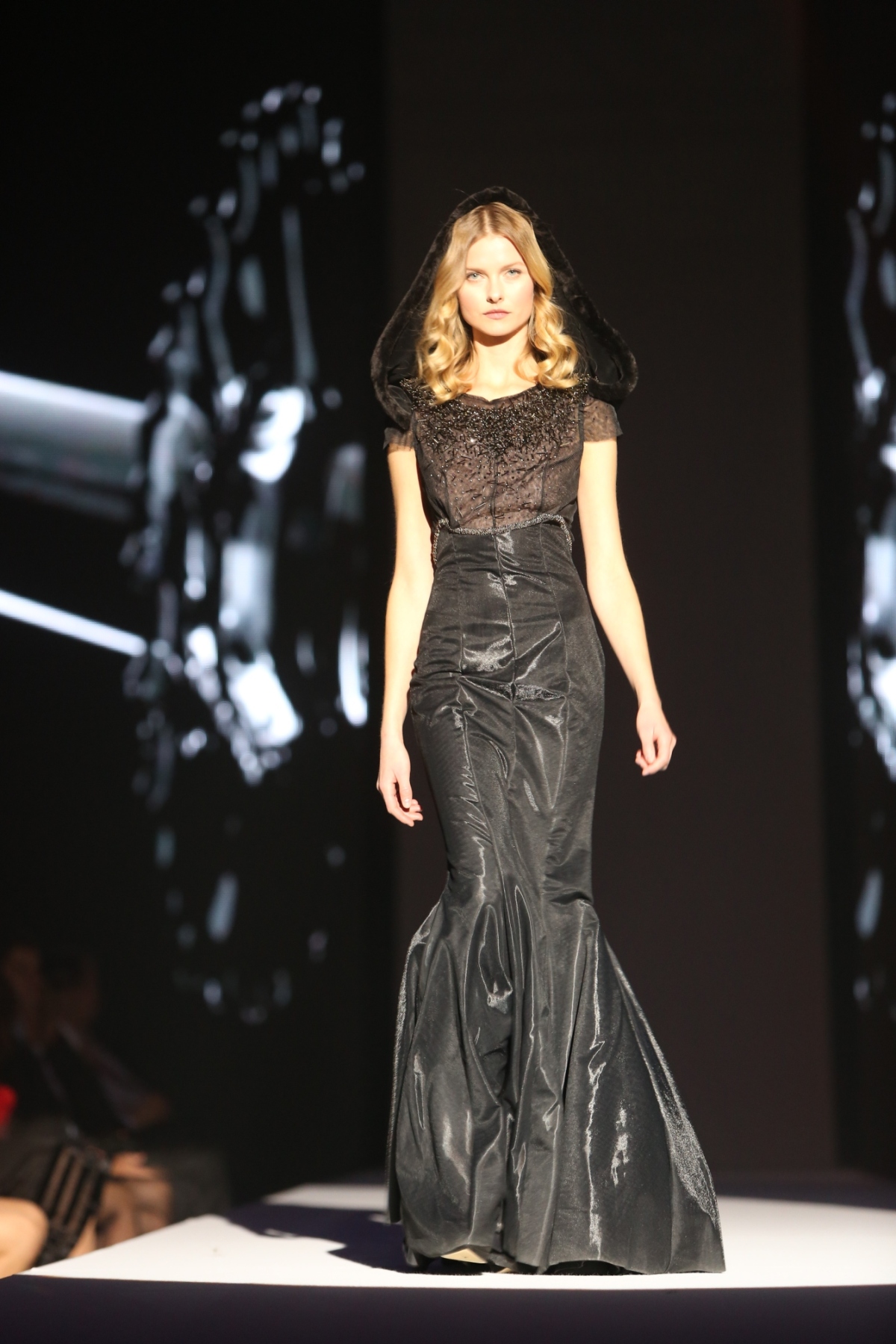 Orange Fashion Show 2012 - Jana Gavalcová