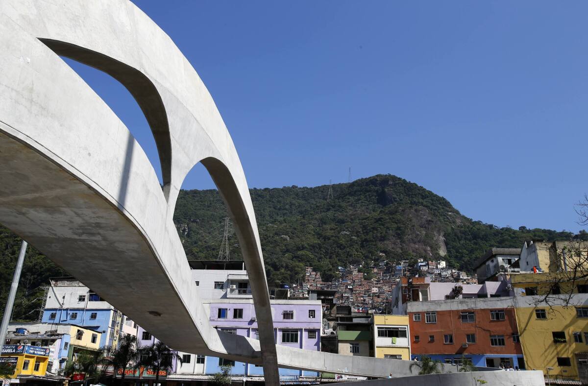 NIEMEYER Most v Riu de Janeiru