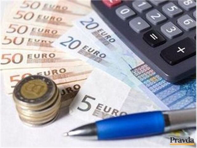 (typo - nepouzivat v orise) Euro, peniaze, kalkulačka