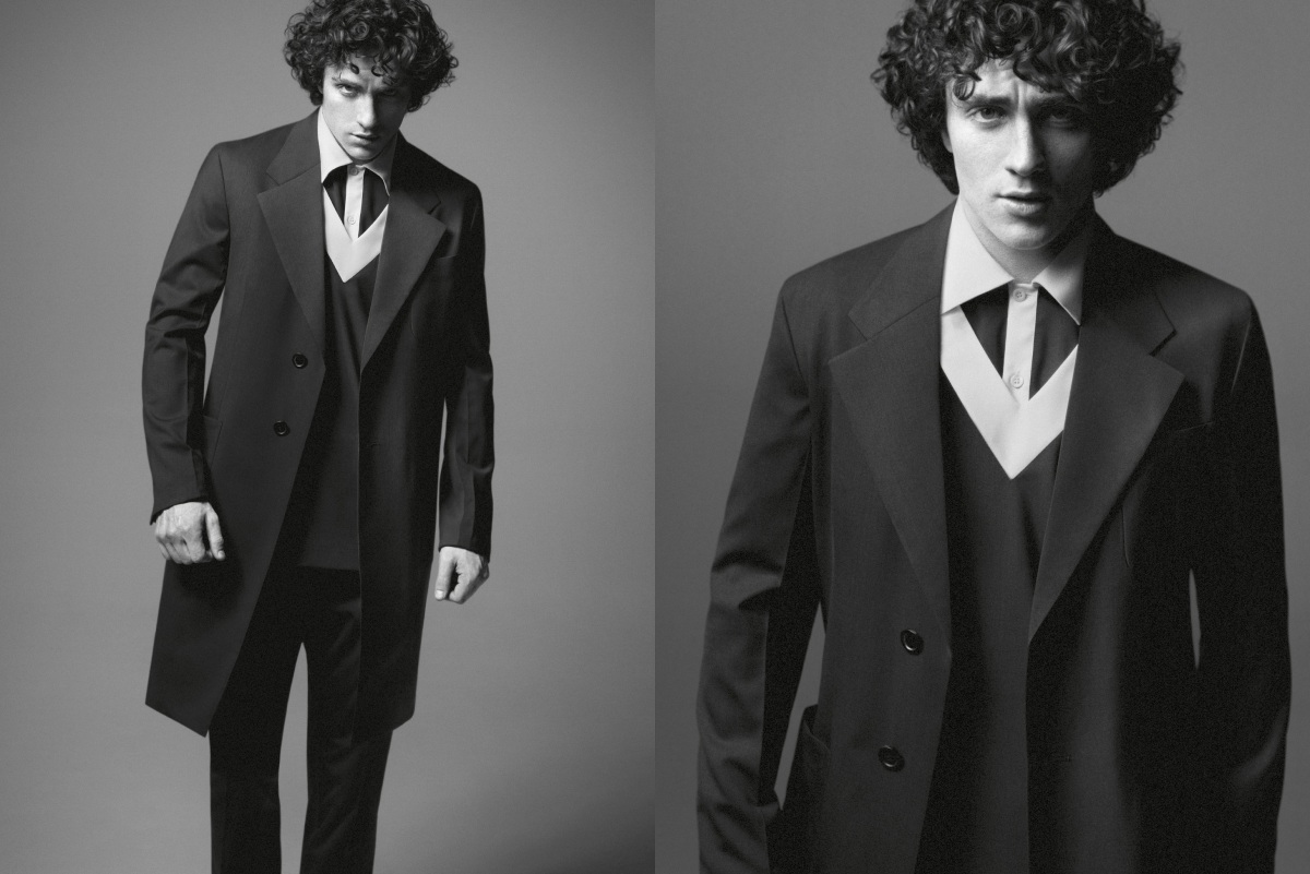 Herec Aaron Taylor-Johnson pózuje v reklame značky Prada a prezentuje jej jarnú kolekciu. 