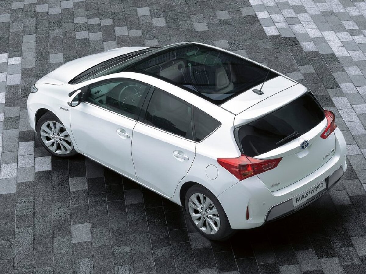 Toyota Auris Hybrid
