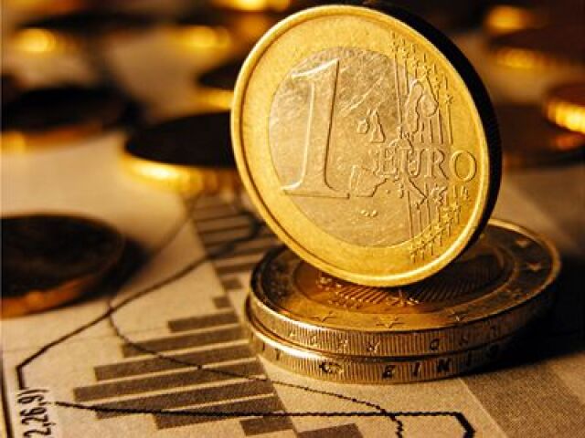 Euro, peniaze, ekonomika, graf