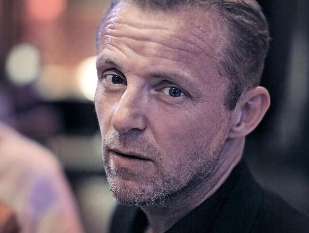 37 nesbo 4x Nesbø spisovateľ
