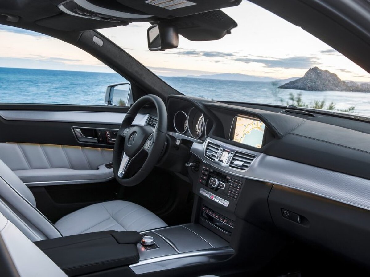 Mercedes-Benz E