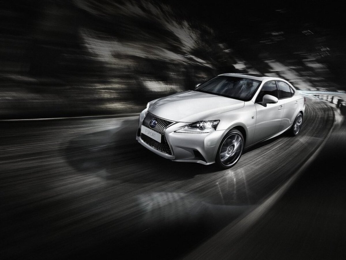Lexus IS