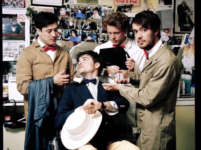 38 mumford prvy 4x Mumford & Sons