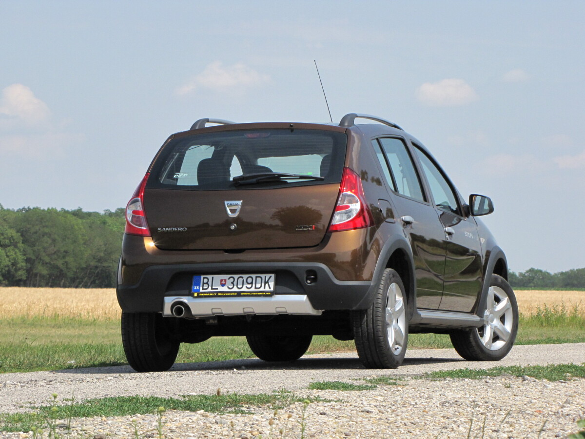 Dacia Sandero Stepway (2012)