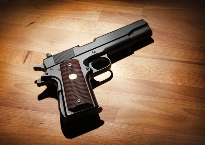 pistol, streľba