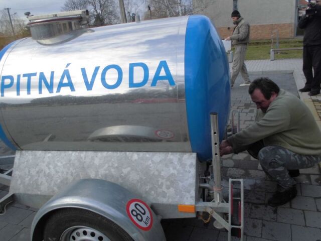 cisterna, pitná voda