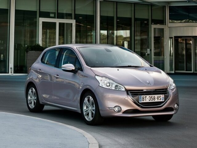 Peugeot 208