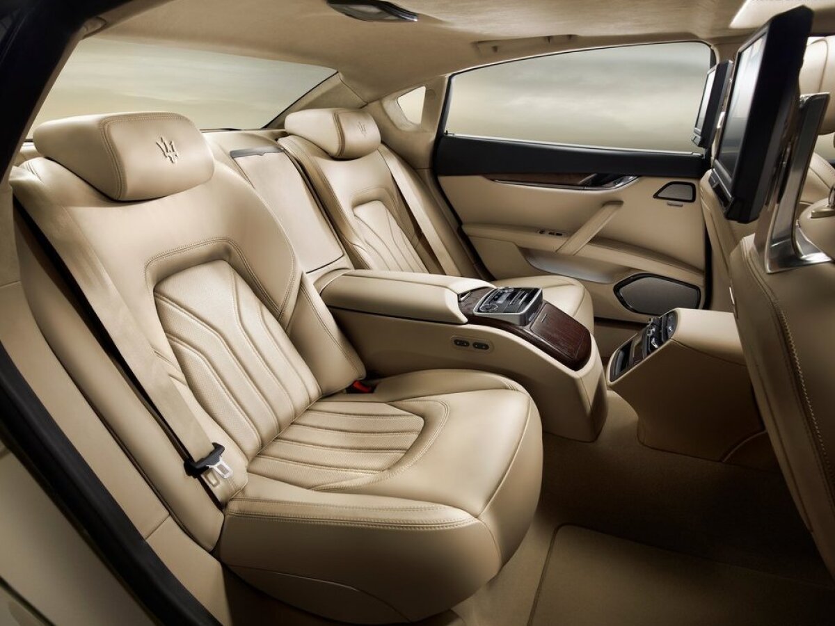 Maserati Quattroporte